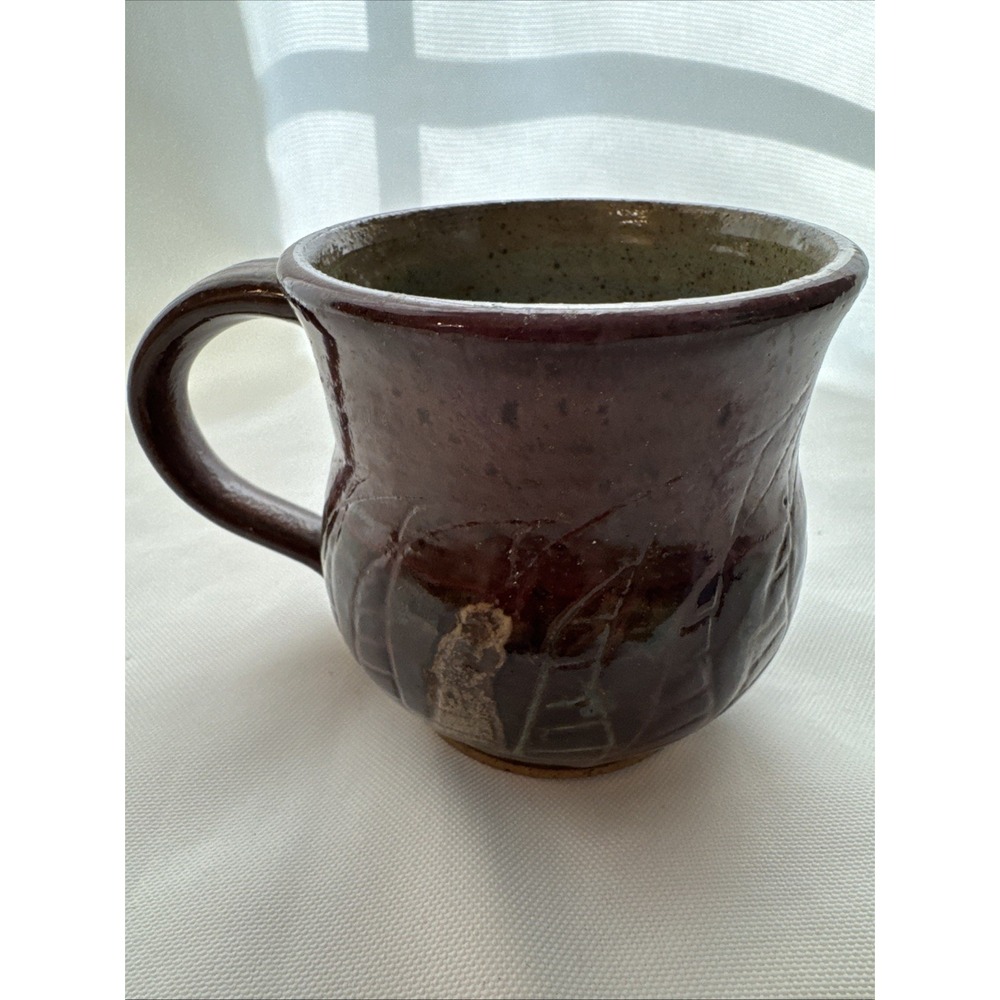 Signed Studio Etched Art Pottery Stoneware Brown Speckled Glaze Coffee Tea Mug